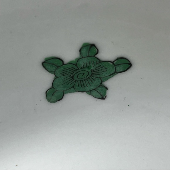 Vintage Gold Imari Serving Bowl Hand Decorated in Green|Gold|White Porcelain - Picture 9 of 12